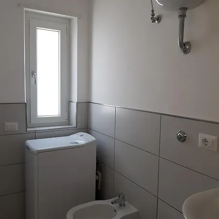 Holiday home B & Beach House